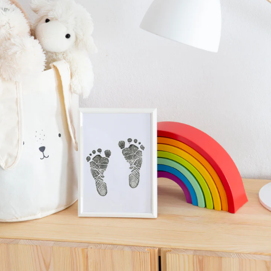 My Baby's Prints-Precious moments without any traces!